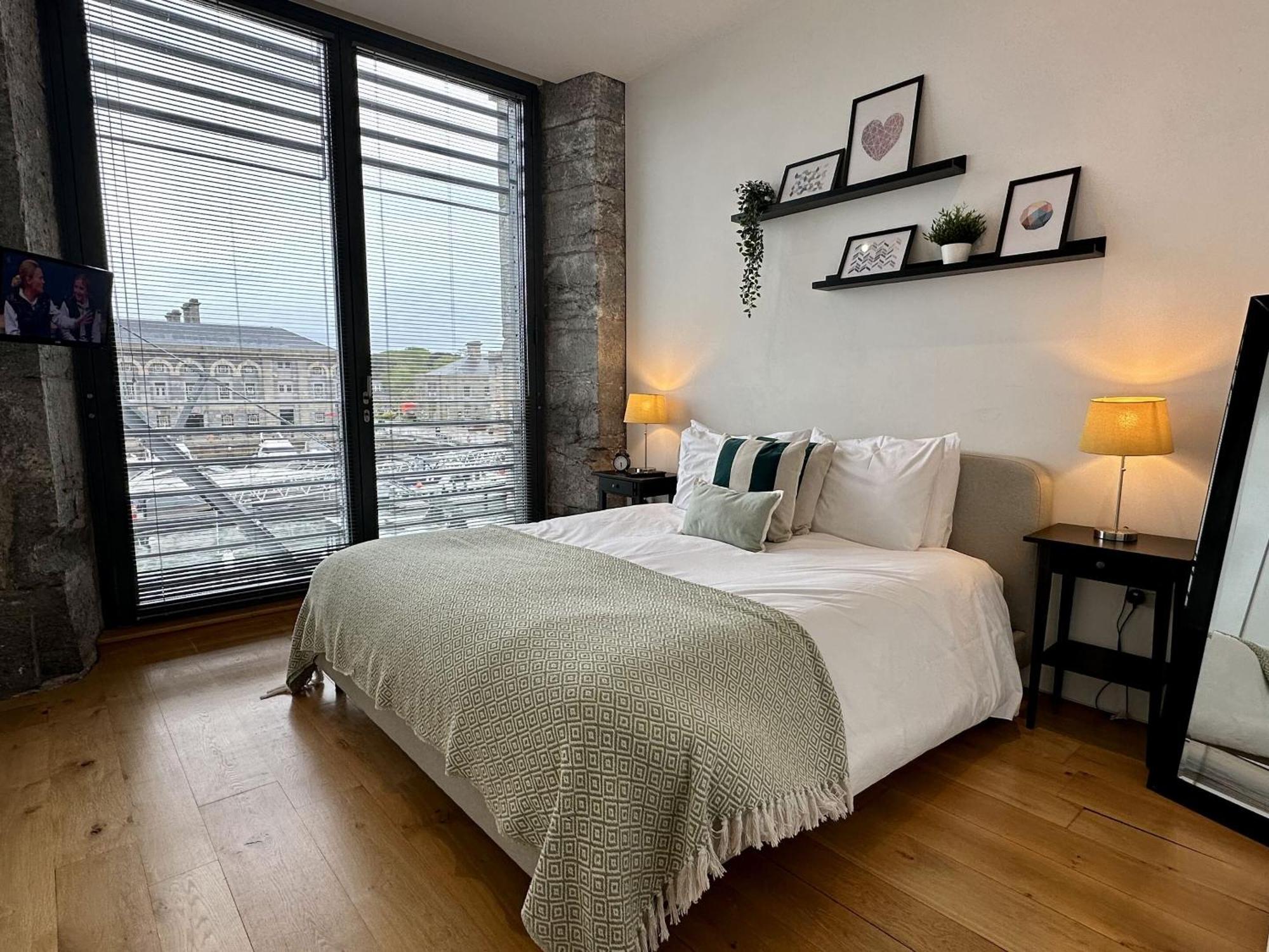 Royal William Yard Apartments بلايموث الغرفة الصورة